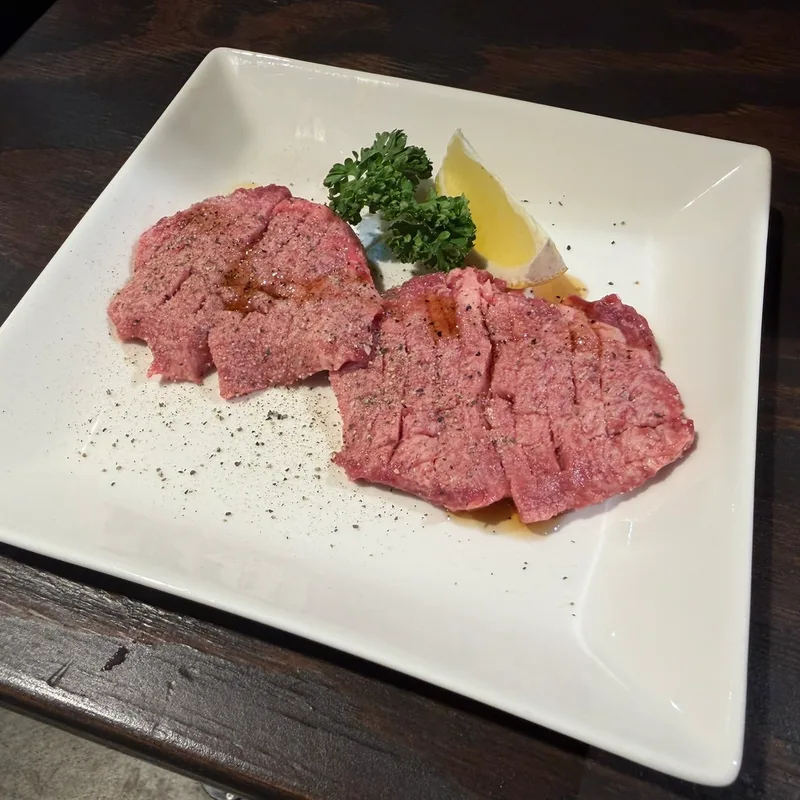 厚切り牛タン