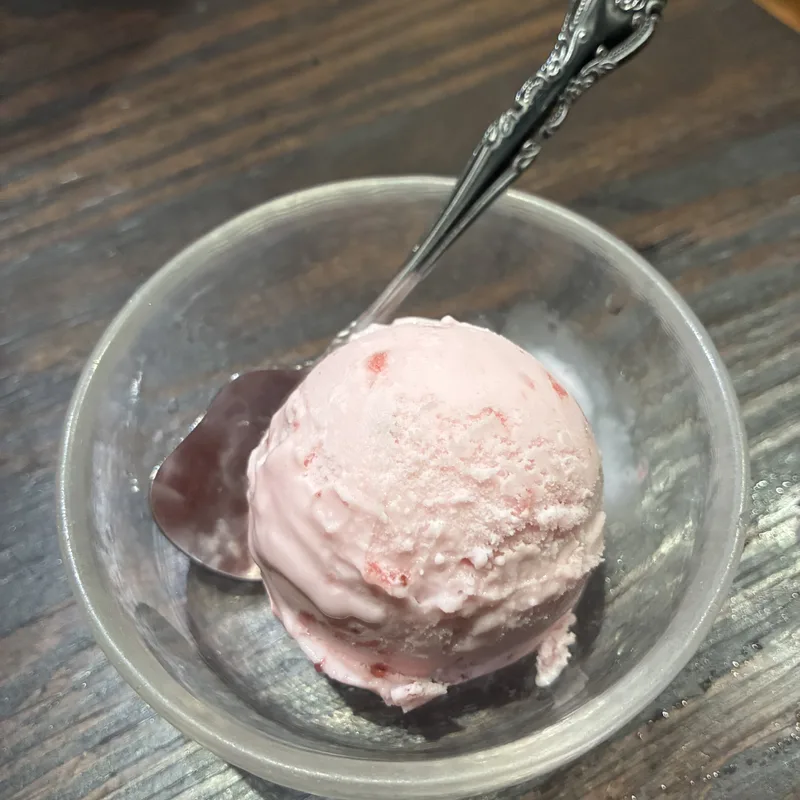ストロベリーアイス